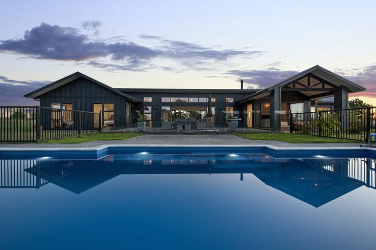 Photo of property in 168 Barrett Road, Riverhead, Albany, 0793