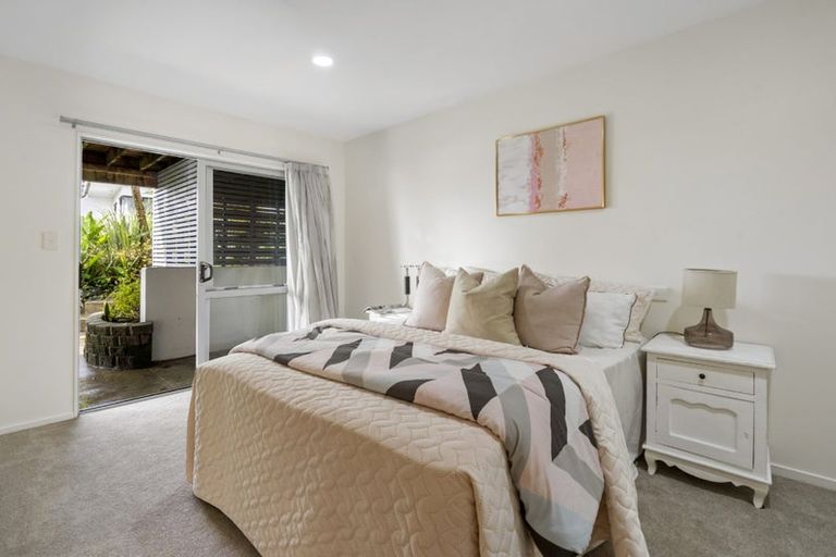 Photo of property in 2/22 Valley Road, Browns Bay, Auckland, 0630