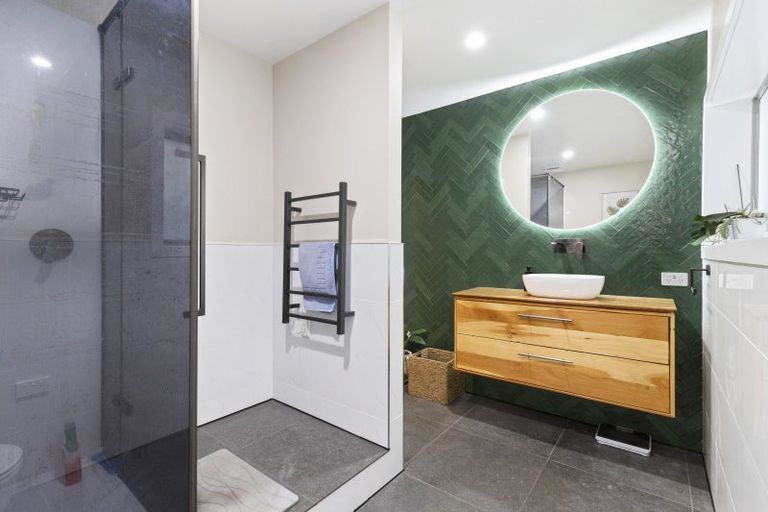 Photo of property in 90 Barber Road, Bombay, 2675