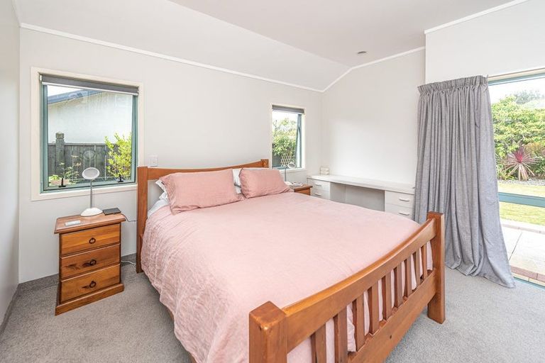 Photo of property in 17 Norfolk Drive, Otamatea, Whanganui, 4500