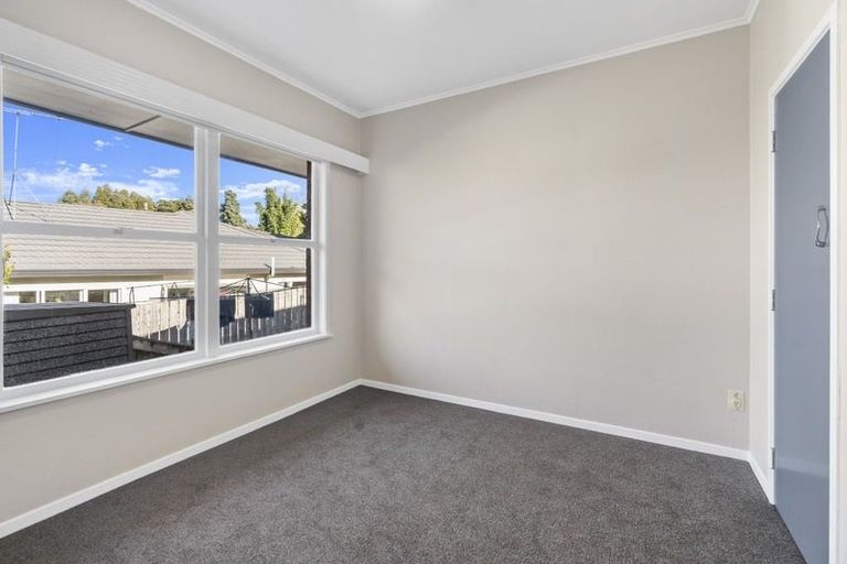 Photo of property in 3/23 Evelyn Place, Hillcrest, Auckland, 0627