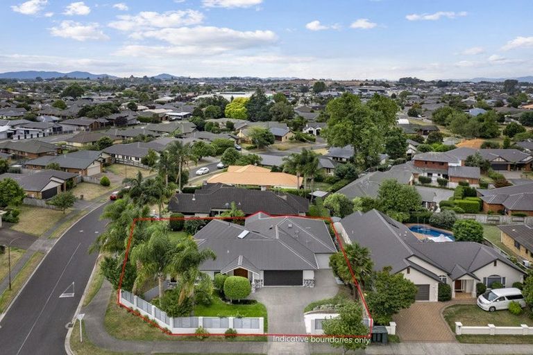 Photo of property in 2 Merlot Place, Rototuna, Hamilton, 3210