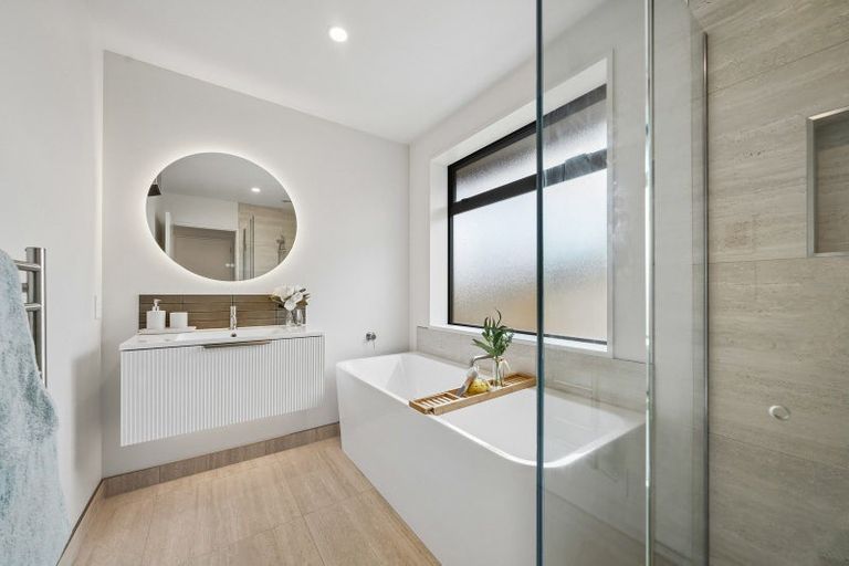 Photo of property in 2 Rowland Place, Rangiora, 7400