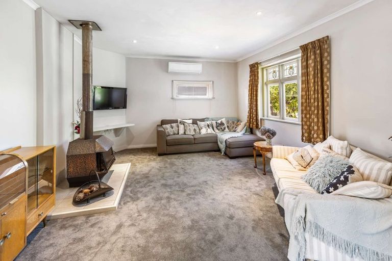 Photo of property in 74 Waerenga Road, Otaki, 5512