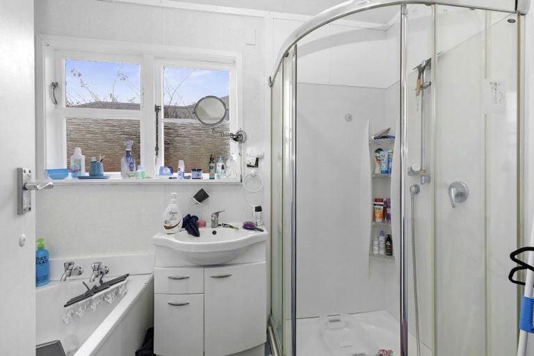 Photo of property in 22 Sandford Street, Trentham, Upper Hutt, 5018