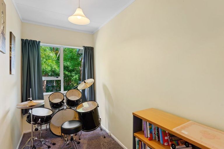 Photo of property in 83 Huia Street, Waikanae, 5036