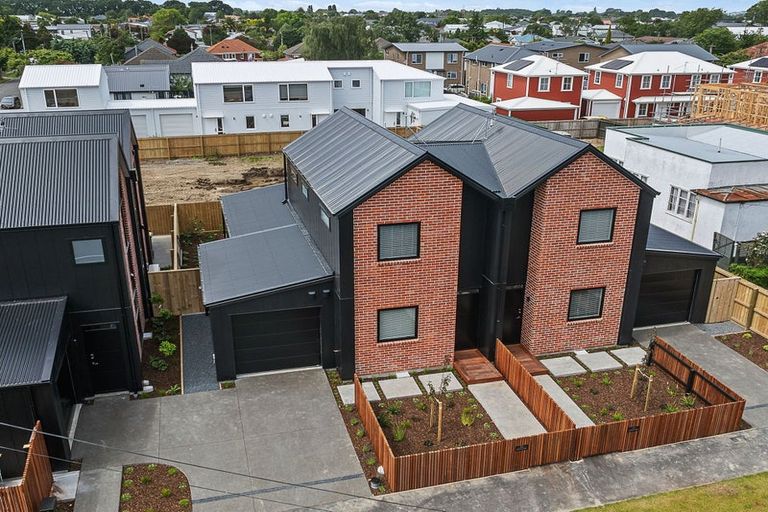 Photo of property in 3/12 Mccombs Street, Somerfield, Christchurch, 8024