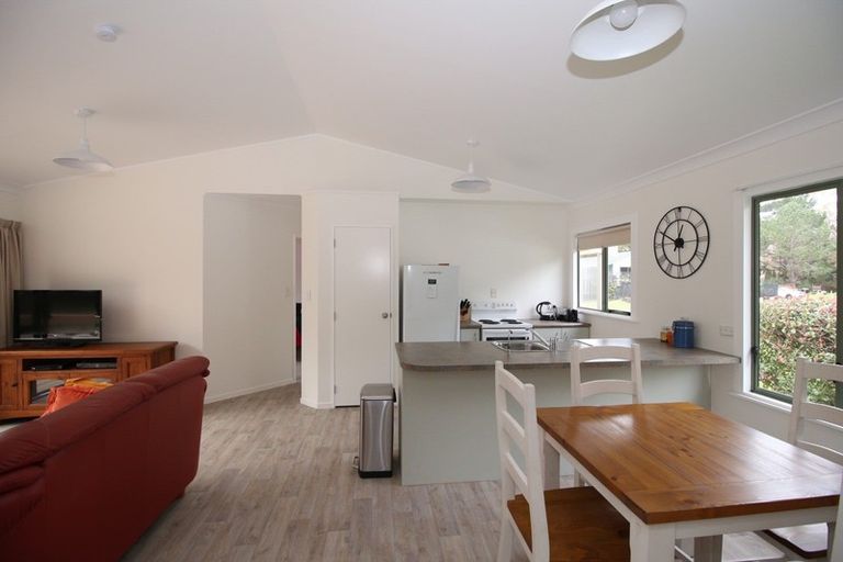 Photo of property in 103 Kowhai Avenue, Matarangi, Whitianga, 3592