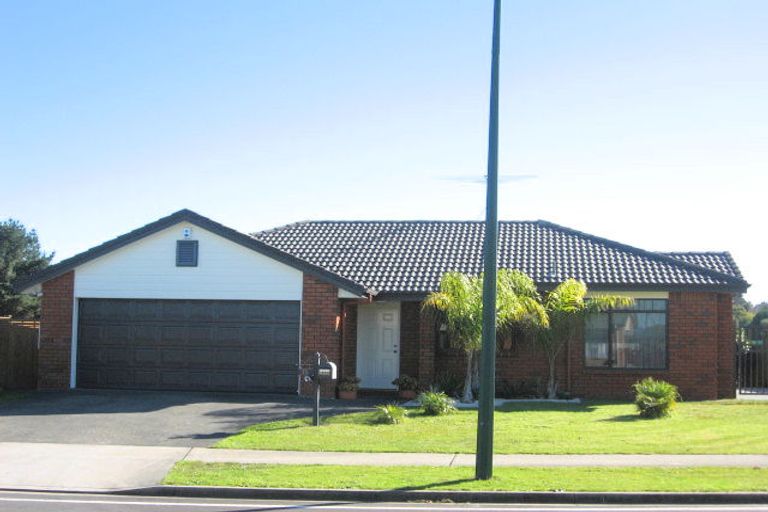 Photo of property in 38 Sandwick Drive, Weymouth, Auckland, 2103