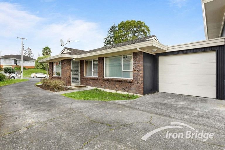 Photo of property in 1/13 Lochinver Road, Papatoetoe, Auckland, 2025