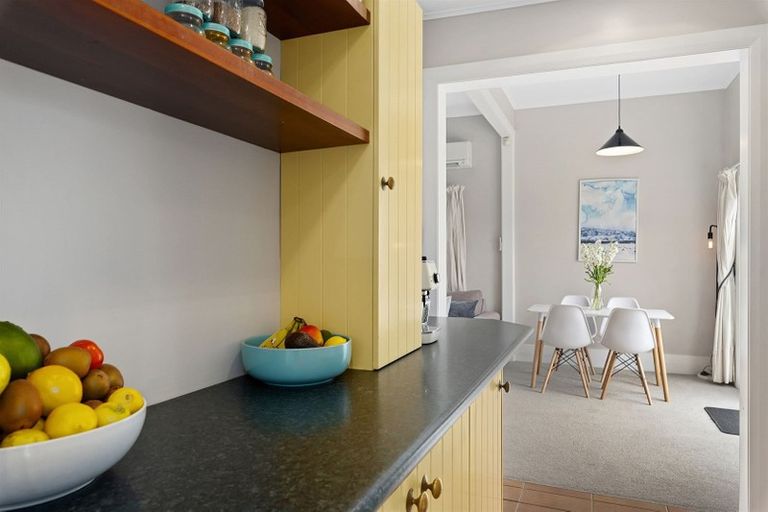 Photo of property in 4 Park Avenue, Northcote, Auckland, 0626