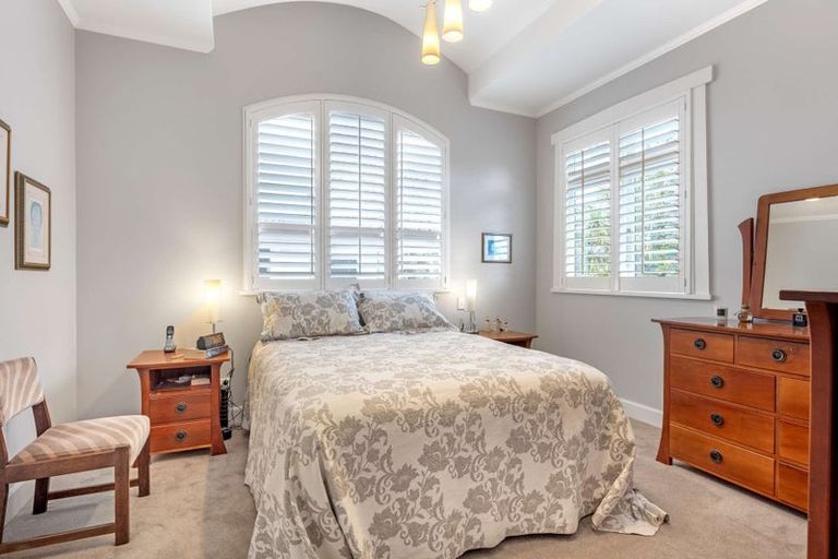 Photo of property in 44 College Street, College Estate, Whanganui, 4500