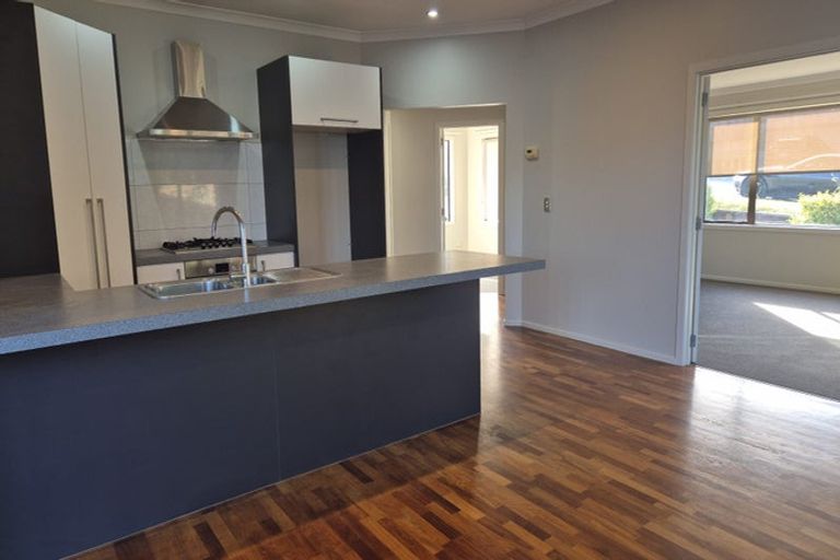 Photo of property in 77 Te Puia Drive, Aotea, Porirua, 5024