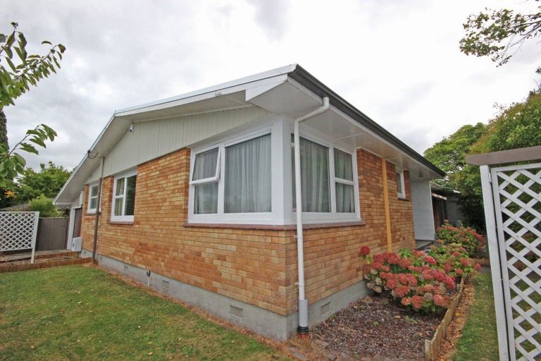 Photo of property in 44 Union Street, Hokowhitu, Palmerston North, 4410