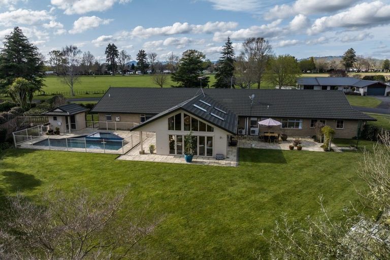 Photo of property in 13 Cowley Drive, Leamington, Cambridge, 3432