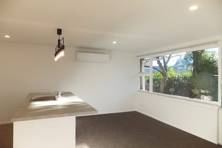 Photo of property in 37 Hillier Place, Spreydon, Christchurch, 8024