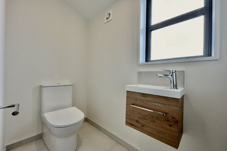 Photo of property in 7/94 Mathesons Road, Phillipstown, Christchurch, 8011