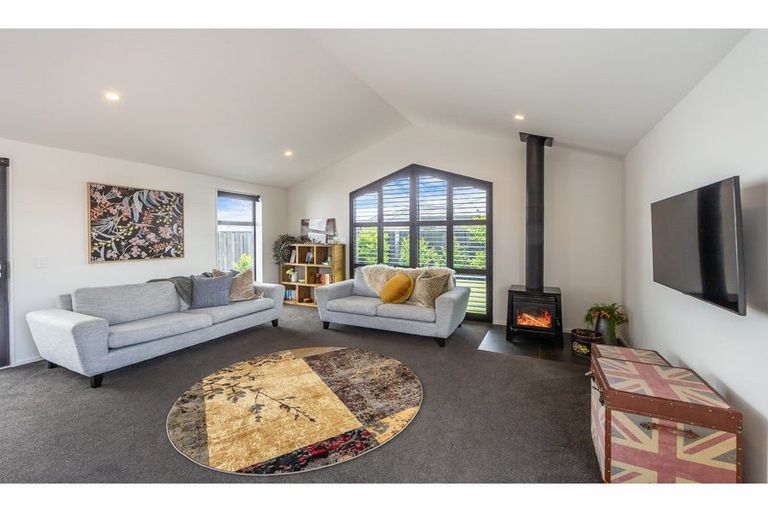 Photo of property in 96 Oaks Drive, Lincoln, 7608