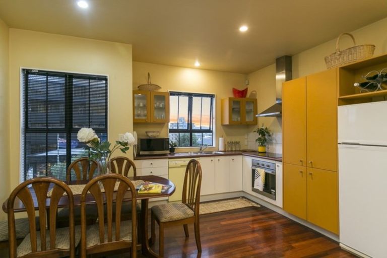 Photo of property in 12/358 The Terrace, Te Aro, Wellington, 6011