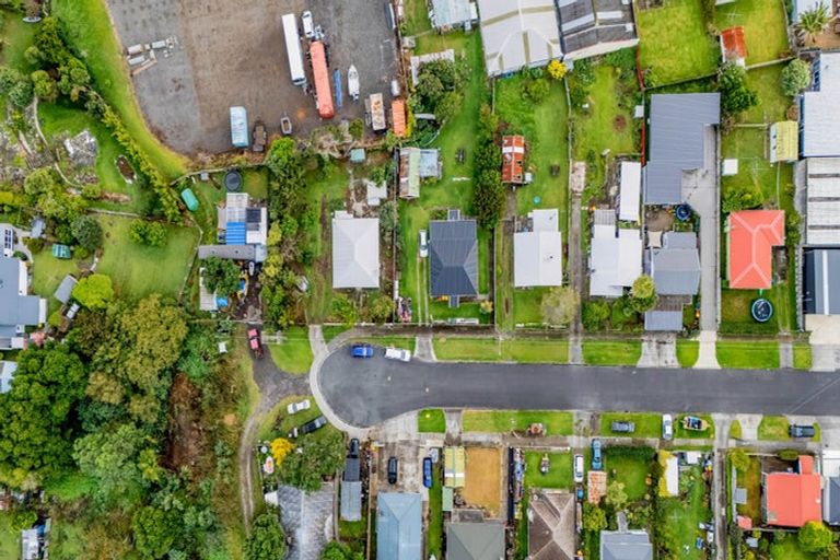 Photo of property in 10 Harbour Street, Moturoa, New Plymouth, 4310