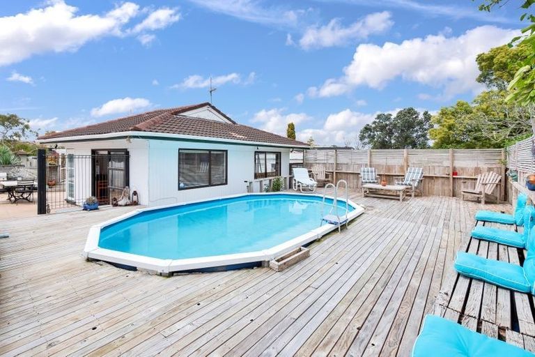 Photo of property in 28 Andes Avenue, Mangere Bridge, Auckland, 2022