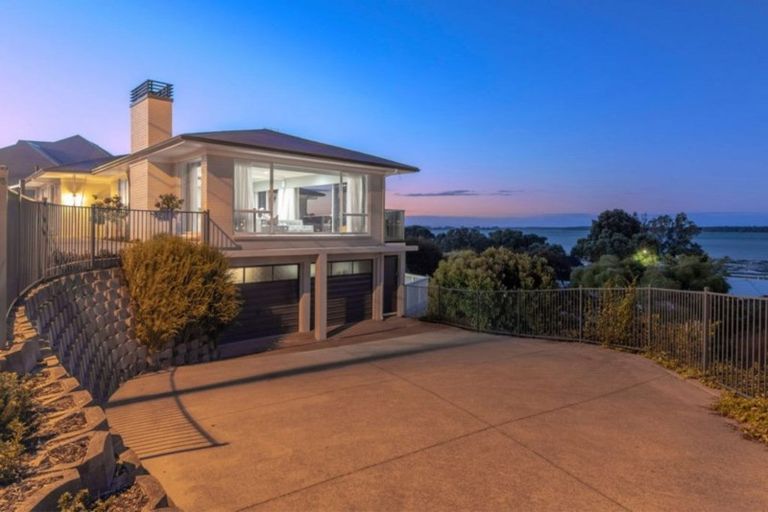 Photo of property in 131 Ngatai Road, Otumoetai, Tauranga, 3110