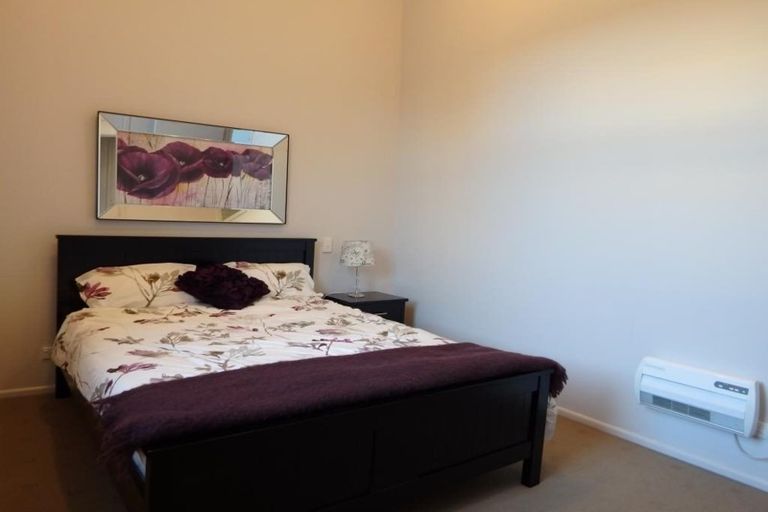Photo of property in 16i Manse Street, Dunedin Central, Dunedin, 9016