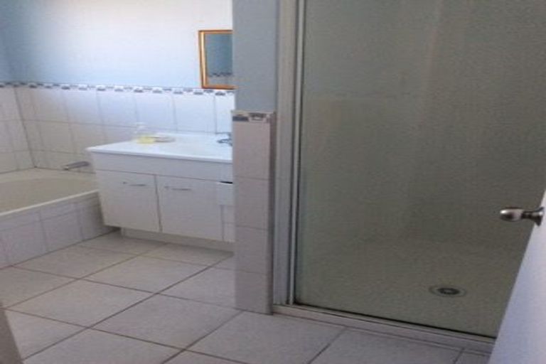 Photo of property in 27b Sturdee Road, Manurewa, Auckland, 2102