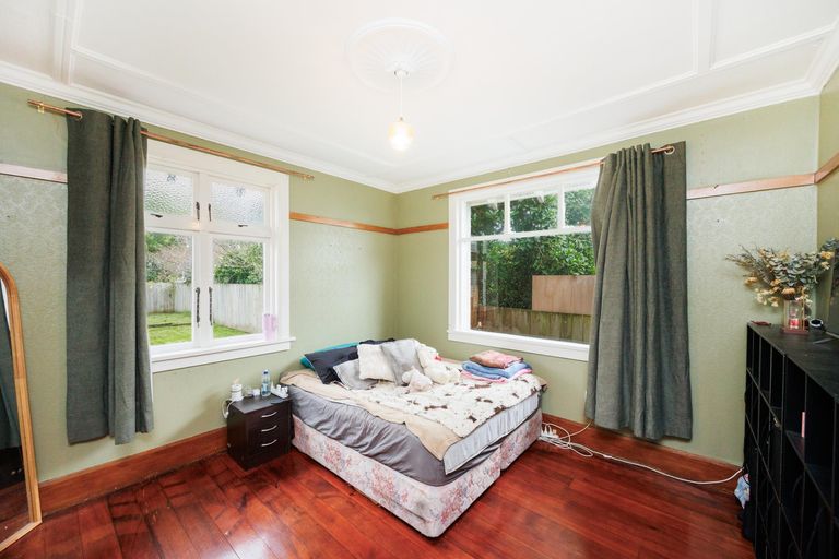 Photo of property in 8 Annandale Avenue, Takaro, Palmerston North, 4410