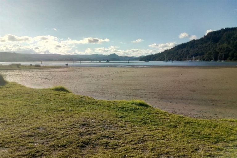 Photo of property in 403a Beach Road, Whangamata, 3620