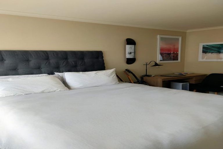 Photo of property in 14/15 Roxburgh Street, Mount Victoria, Wellington, 6011