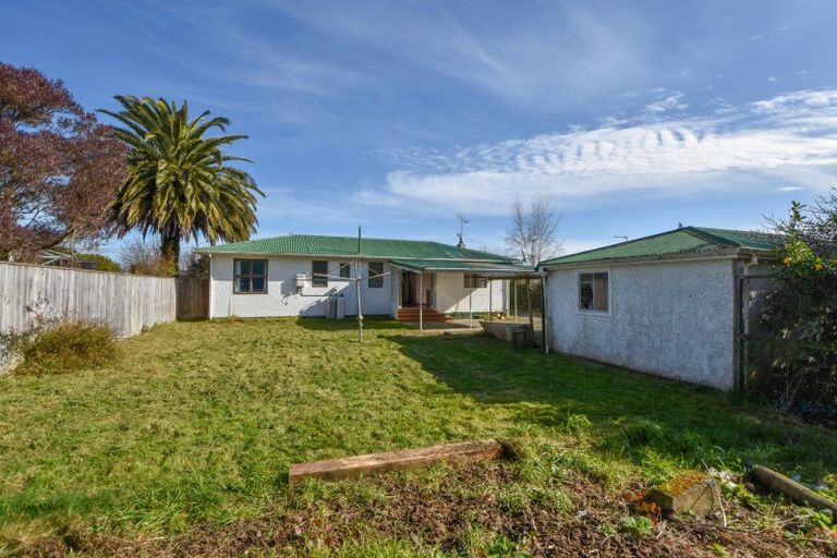 Photo of property in 13 Diamond Street, Carterton, 5713