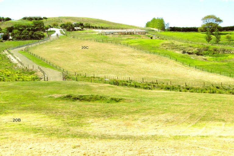 Photo of property in 20c Valley View Lane, Hakaru, 0975