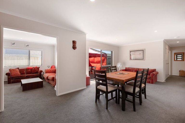 Photo of property in 19 Marion Crescent, Papamoa Beach, Papamoa, 3118