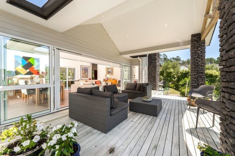 Photo of property in 5 Pondview Lane, Waimauku, 0812