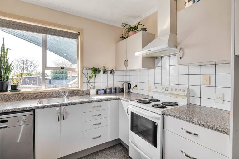 Photo of property in 120 Miranda Street, Stratford, 4332