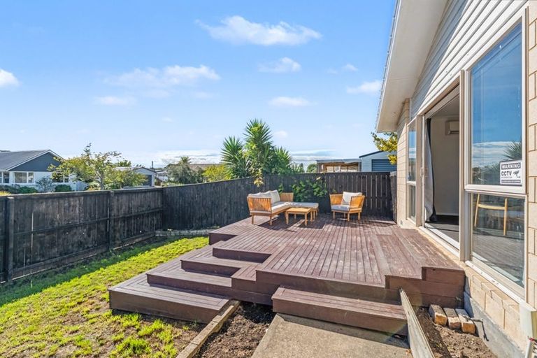 Photo of property in 66 Bickerton Street, Wainoni, Christchurch, 8061