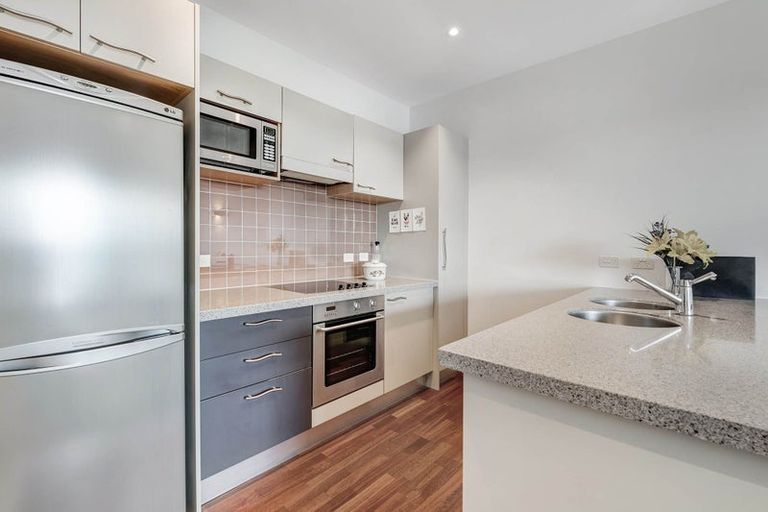 Photo of property in 507/11 Tamariki Avenue, Kelston, Auckland, 0602