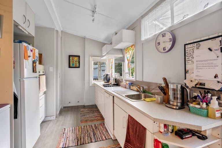 Photo of property in 39 Faraday Street, Hospital Hill, Napier, 4110