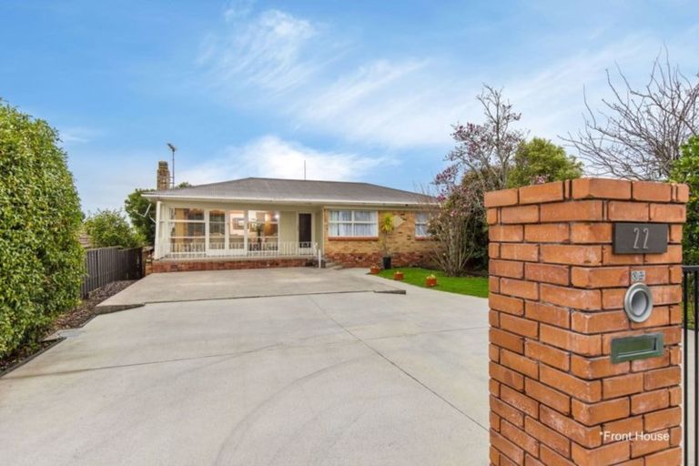 Photo of property in 22 Botany Road, Howick, Auckland, 2010