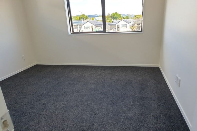 Photo of property in 77 Bellbird Street, Papakura, 2110