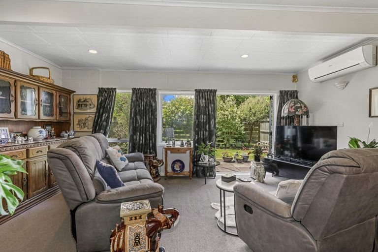 Photo of property in 100 Lake Road, Koutu, Rotorua, 3010