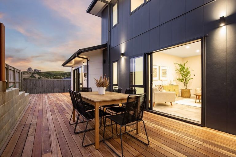 Photo of property in 50 Schooner Drive, Whitby, Porirua, 5024