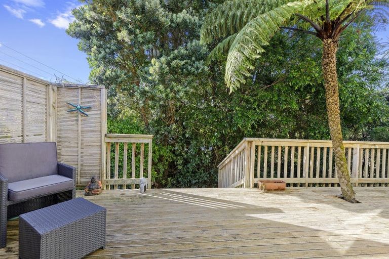 Photo of property in 19b Hicks Close, Whitby, Porirua, 5024