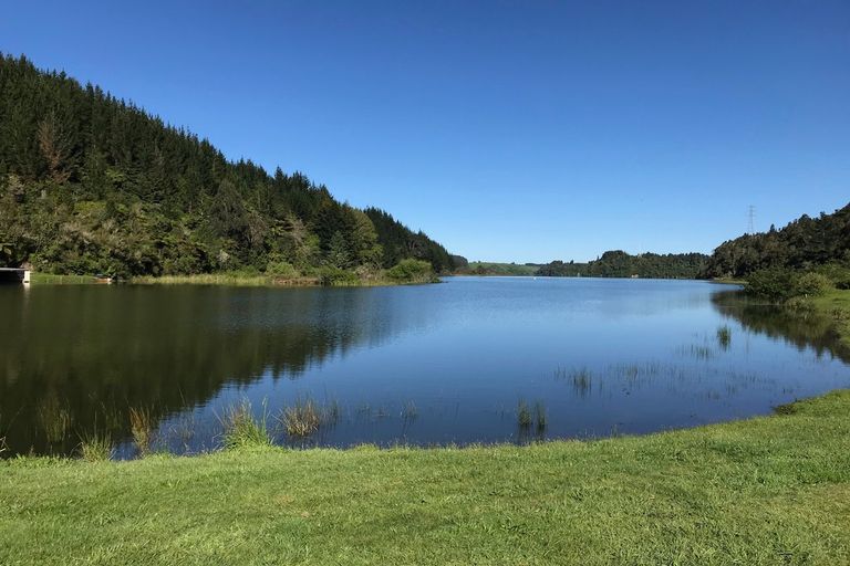 Photo of property in 15 Tombleson Road, Lake Rotoma, Rotorua, 3074