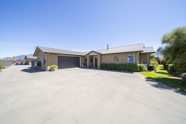Photo of property in 40 Pukutahi Drive, Te Anau, 9600