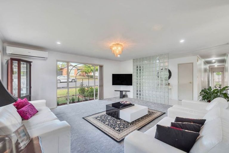 Photo of property in 7 Bibury Avenue, Henderson, Auckland, 0612
