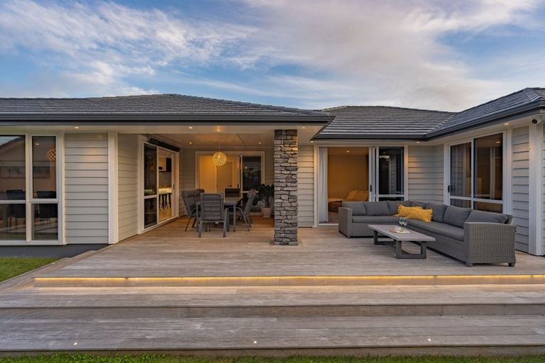 Photo of property in 3 Barbaras Way, Waikanae Beach, Waikanae, 5036