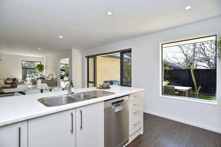 Photo of property in 52 Rushmore Drive, Belfast, Christchurch, 8051