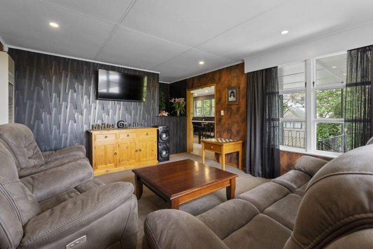 Photo of property in 86a Winara Avenue, Waikanae, 5036
